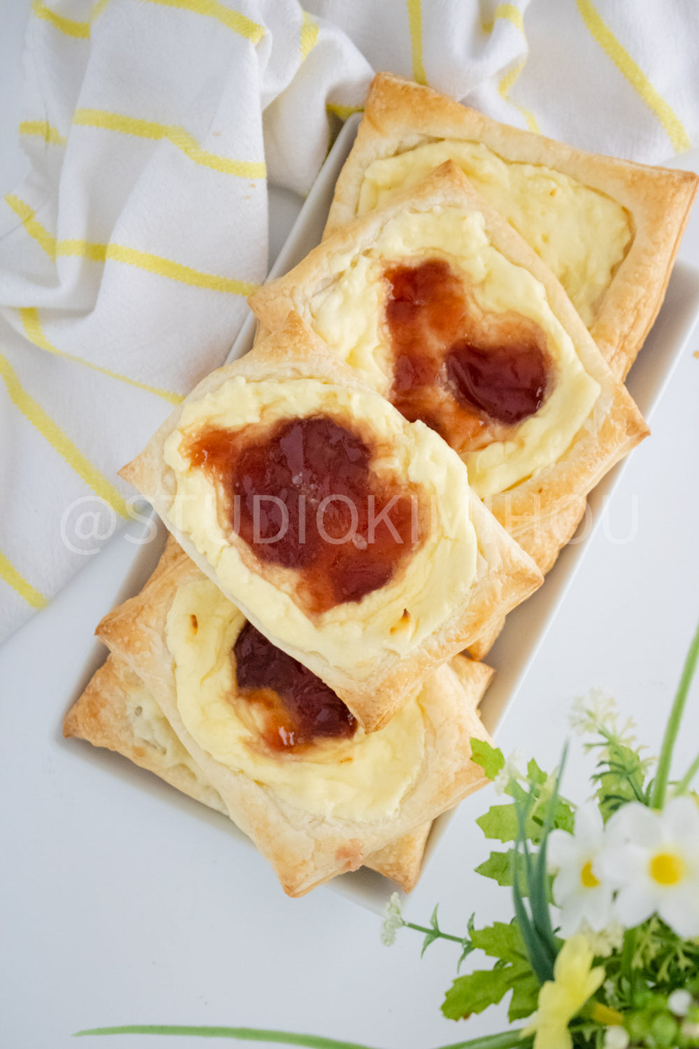PLR - Easy Cheese Danish